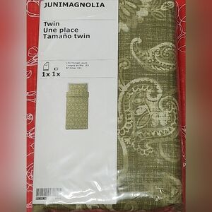 Junimagnolia Twin size Duvet Comforter Cover with one Pillowcase. Avocado Green.